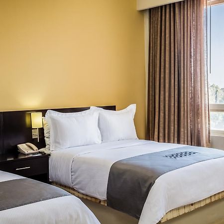 Hotel Gamma León de los Aldamas Extérieur photo