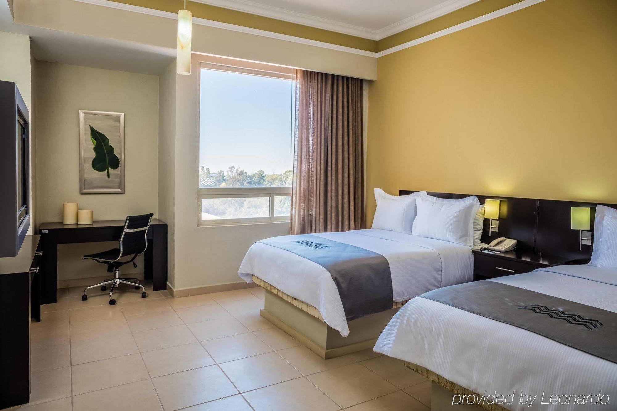 Hotel Gamma León de los Aldamas Extérieur photo